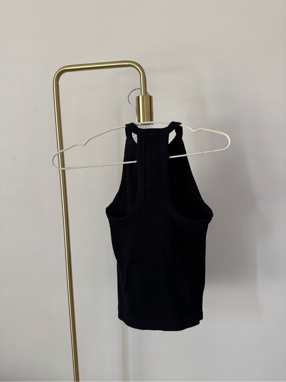 Black Ribbed High-Neck Tank Top - Picture 3 of 3